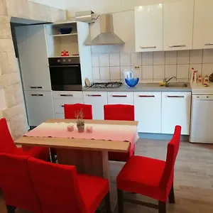  Apartament Apartman Tea
